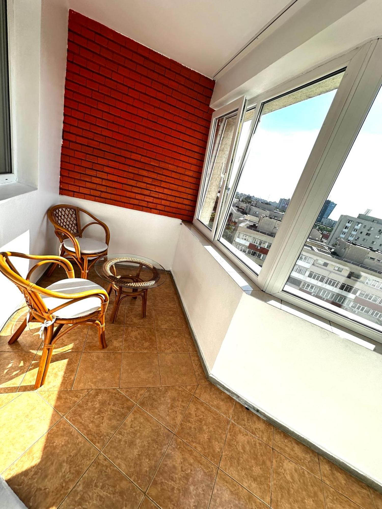 Le Petit Paris- Central , Dorobanti With A View ブカレスト エクステリア 写真